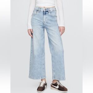NWT Gap High Rise Light Blue Wide-Leg Ankle Jeans size 30 R